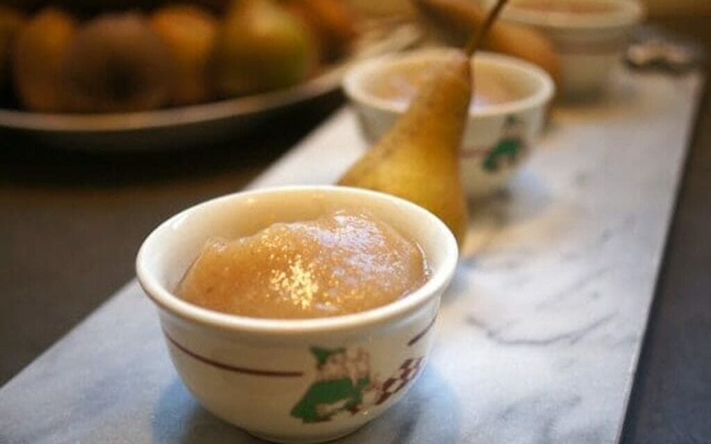 maple ginger pear sauce