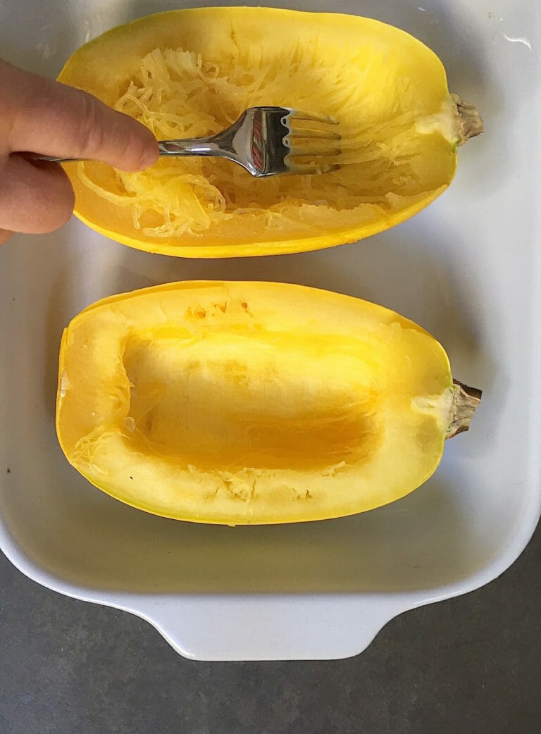 Easy Way to Cook Spaghetti Squash in the Microwave