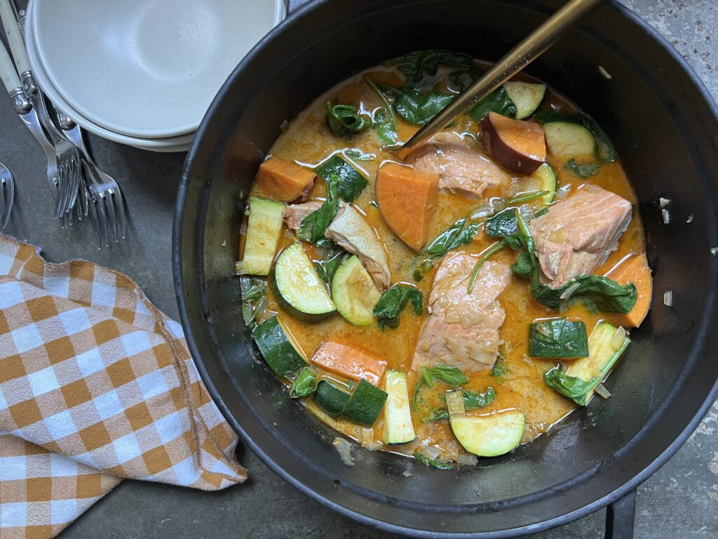 Thai-Style Salmon and Vegetable Coconut Red Curry