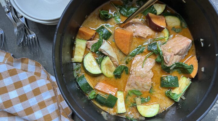 Thai-Style Salmon and Vegetable Coconut Red Curry